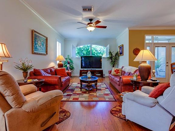 4th image of 6066 Gulfport Blvd S
