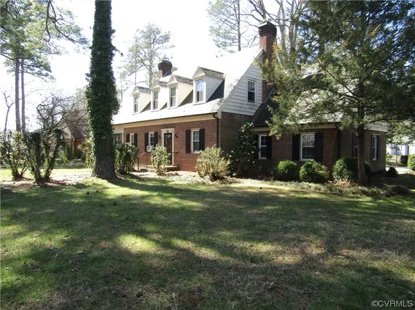 11 Carter Ave, Sandston, VA 23150