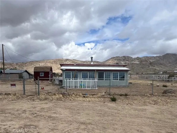 15069 Burns Dr, Apple Valley, CA 92307
