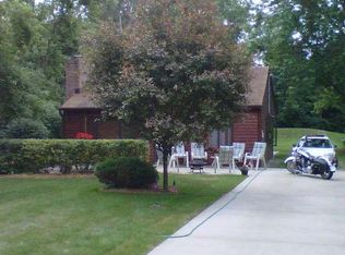 W377S5119 W Pretty Lake Rd, Dousman, WI 53118