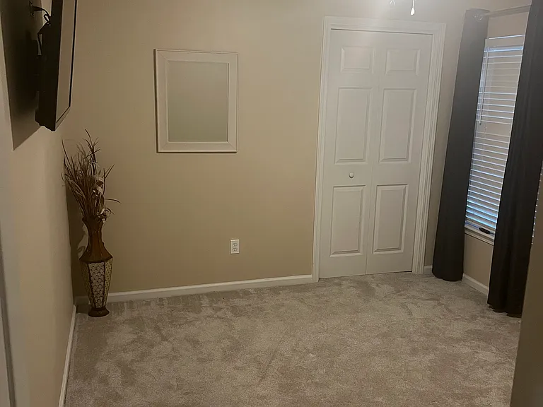 11681 Stonebridge Dr N — Photo 22