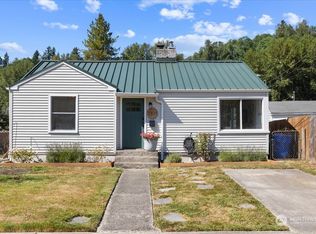 3304 SE 6th St, Renton, WA 98058