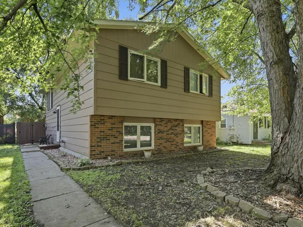 134 34th Ave N, Saint Cloud, MN 56303