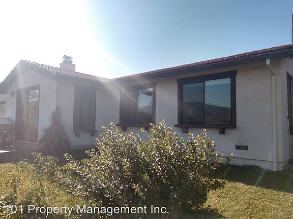 2nd image of 4760 Burke Hill Dr