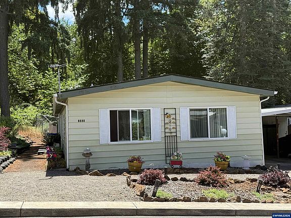 2nd image of 2060 Navaho Ct SE