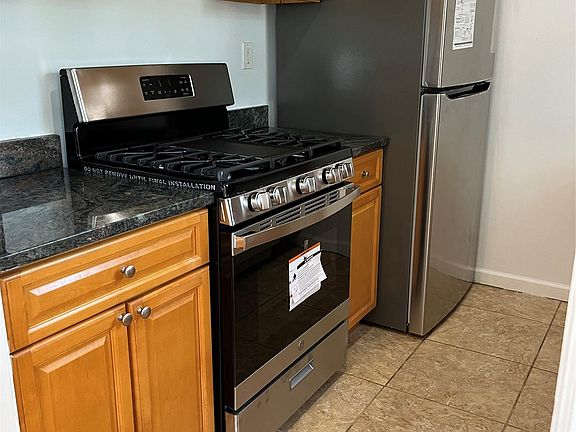 3rd image of 8281 88th Pl