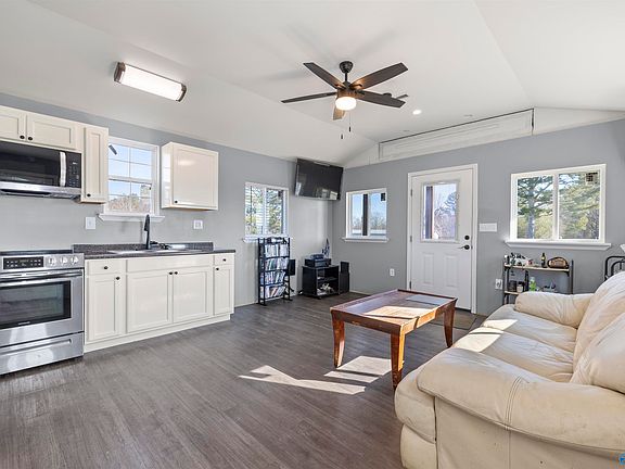 3rd image of 115 Lemons Rd