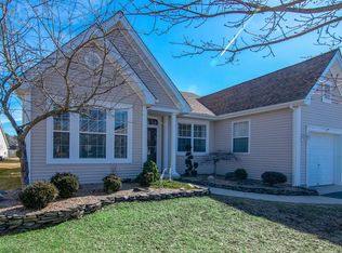 4 Woodlake Ct, Barnegat, NJ 08005