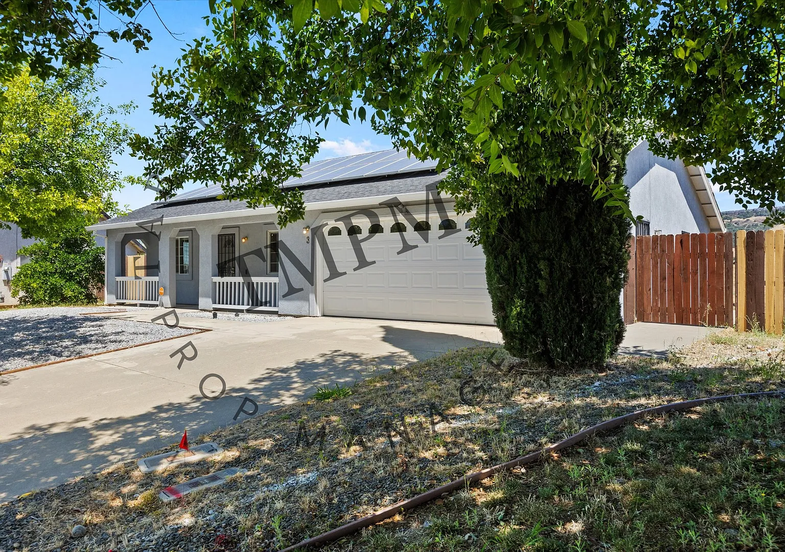 3 Berry Ct., Oroville - Views of Table Mountain! Updated! w/Solar! — Photo 3