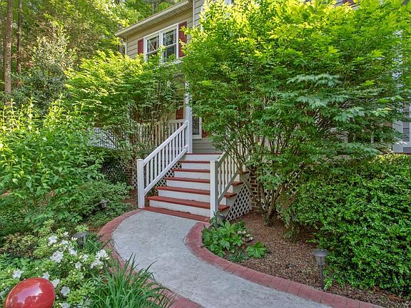 3rd image of 10131 Duryea Dr