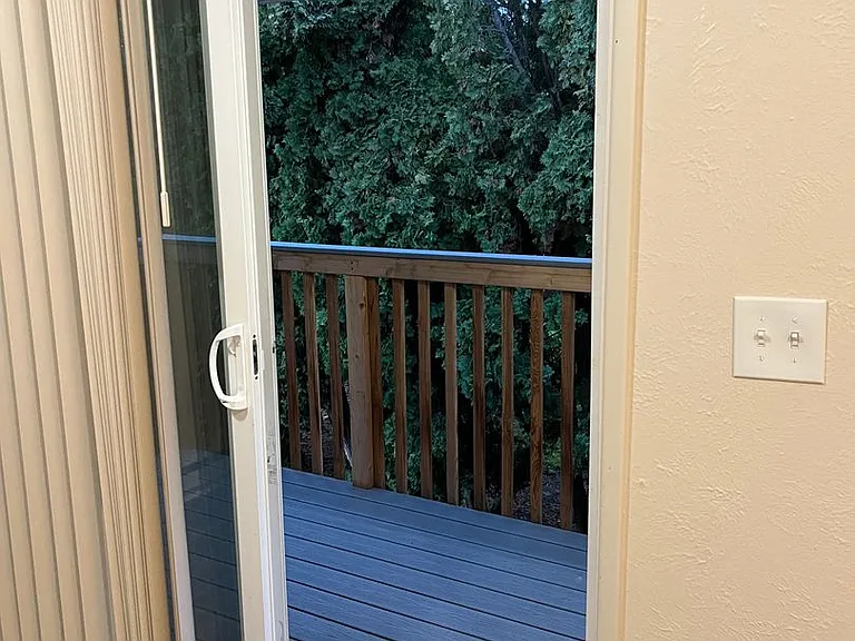 Summerwood Apartments — Photo 8