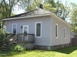 2153 Henry St, Muskegon, MI 49441