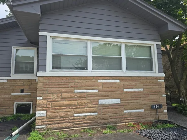 8443 S Cregier Ave, Chicago, IL 60617