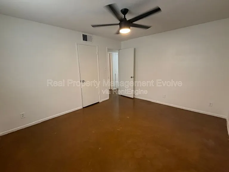 2246 W Mulberry Dr — Photo 16
