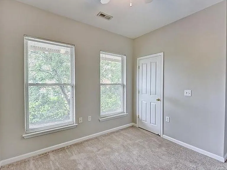 601 N Davidson St — Photo 8