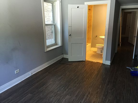 5th image of 2060 W Birchwood Ave APT 1