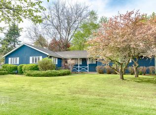 3614 W Yorkshire Dr, McHenry, IL 60051