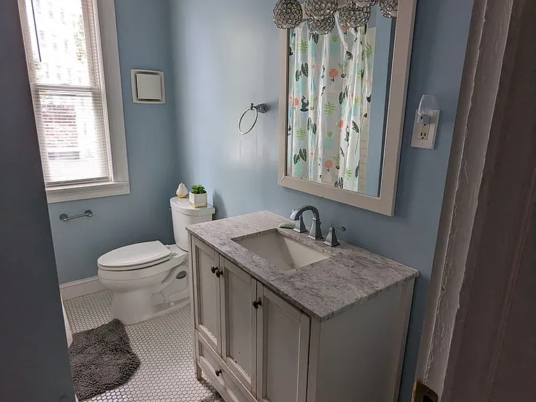 1609 W Grace St — Photo 21