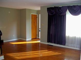 5 Arbor Ln, Glenville, NY 12302