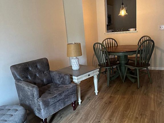 5th image of 175 Macfalls Way #18B