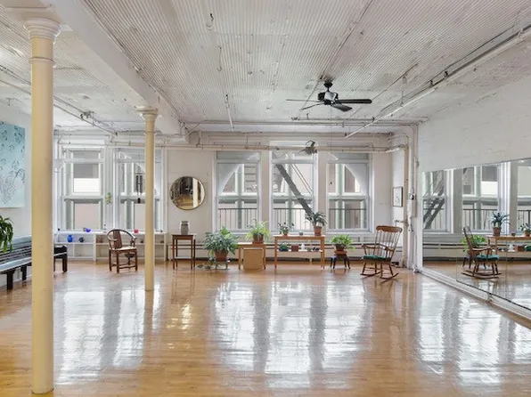 35 Bond Street 5 image 1 of 6