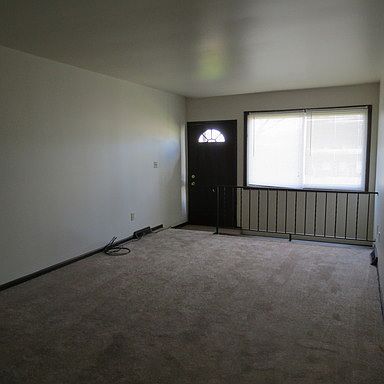 2nd image of 5896 Christie Ave SE
