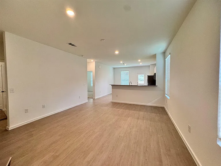 25462 Multiflora Dr — Photo 4