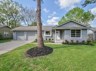 7046 Sharpcrest St, Houston, TX 77074