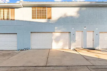 1344 Park Ln — Photo 13