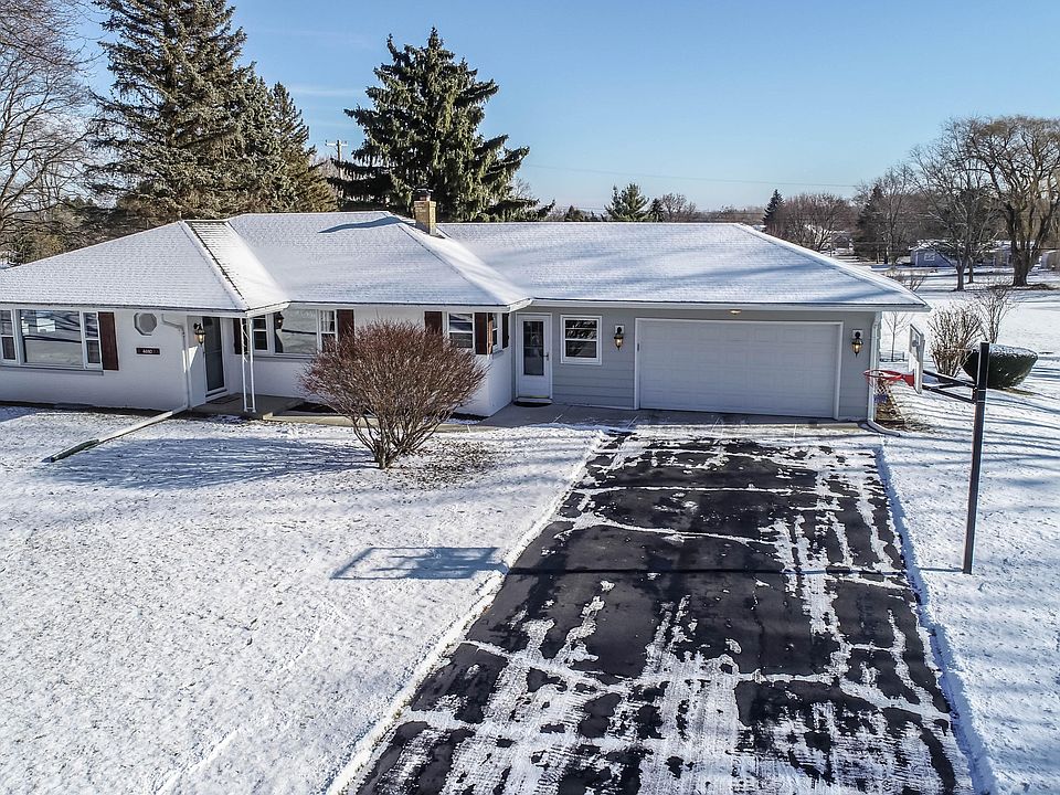 1st image of 4680 N 158th St