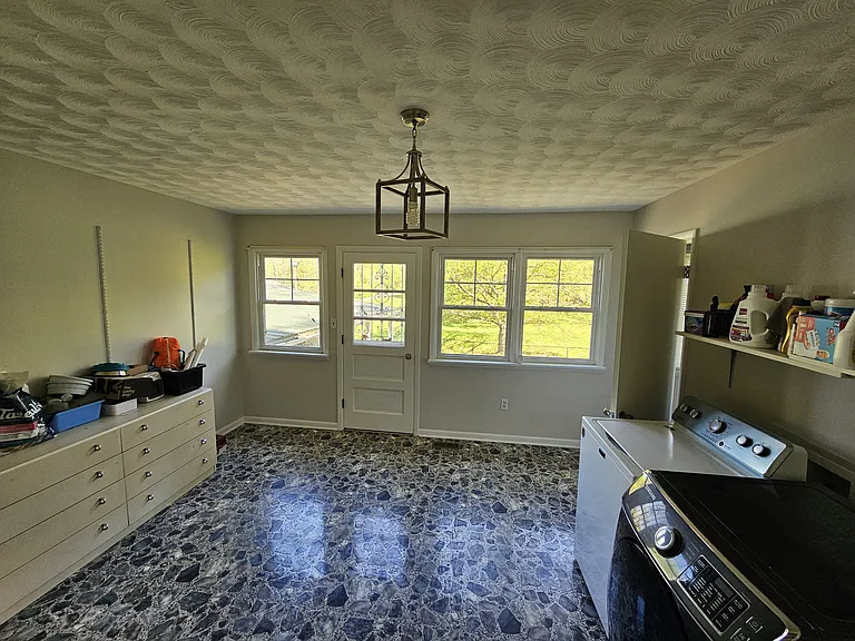8501 Ferndale Rd — Photo 5
