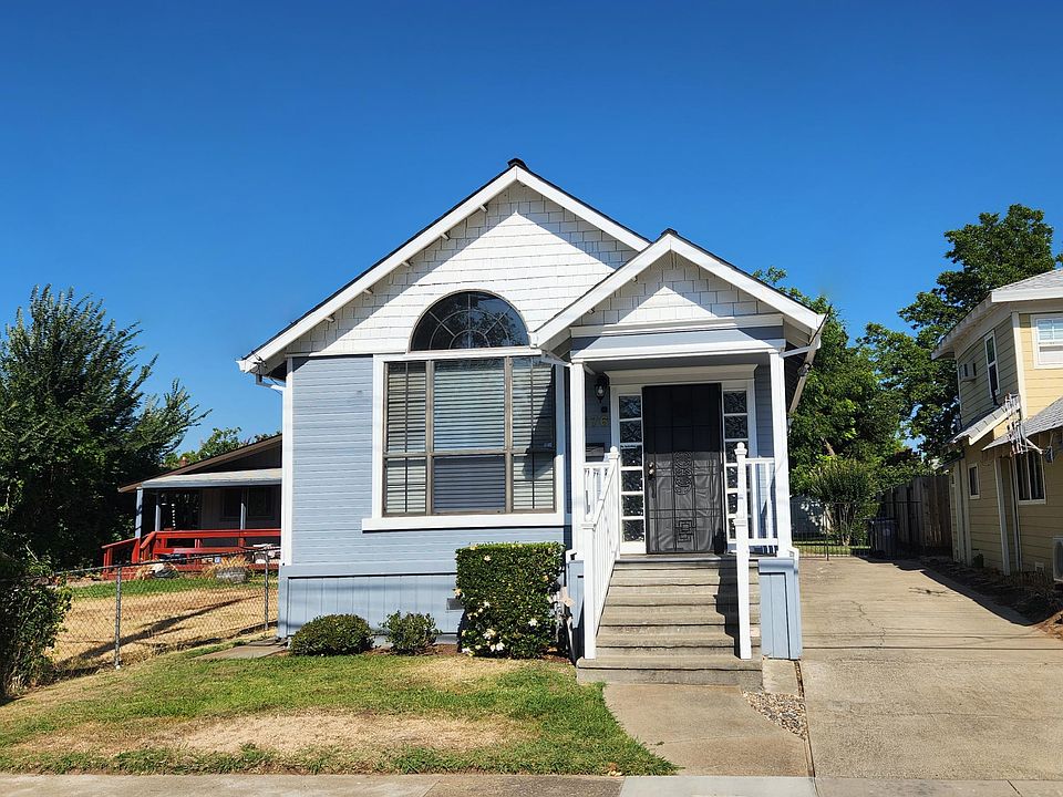 1st image of 1576 53rd St