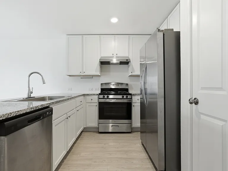 7239 Satellite Way — Photo 8