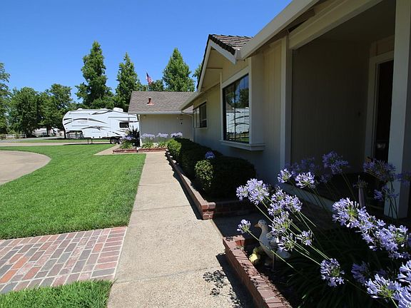 2nd image of 2772 Stony Creek Cir