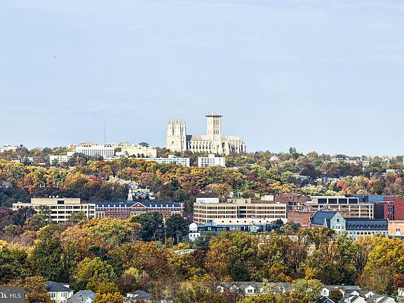 5th image of 2000 Clarendon Boulevard Ph #5
