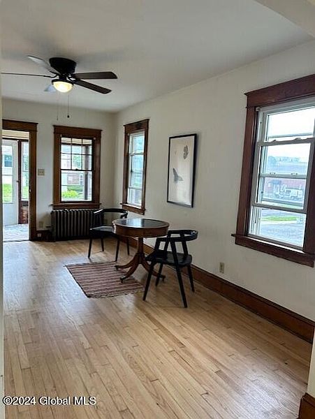 3rd image of 12 Wolfert Avenue