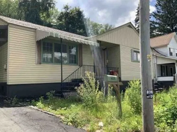 1328 E Mountain Rd, Scranton, PA 18505