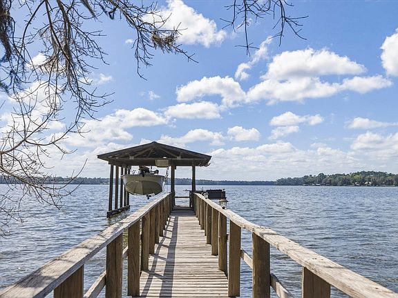 2nd image of 260 Talquin Hideaway Rd