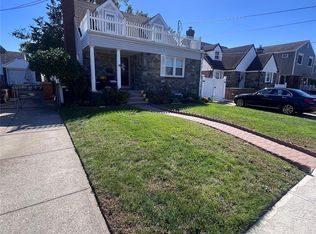 44 Frank St, Valley Stream, NY 11580