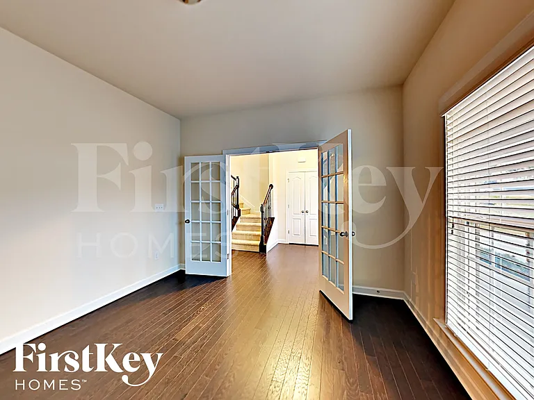 9952 Travertine Trl — Photo 4