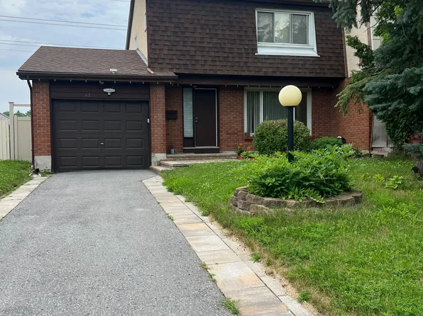 47 Benlea Dr, Ottawa, ON K2G 4A3