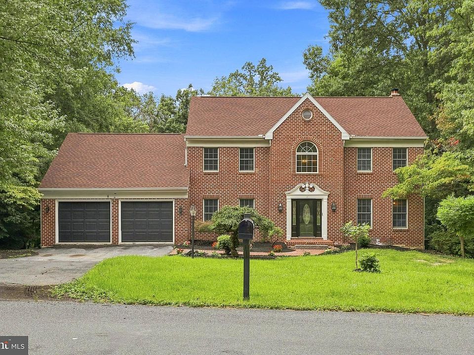 1st image of 226 Dogwood Dr