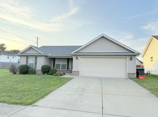 2201 Hall Ln, Jeffersonville, IN 47130