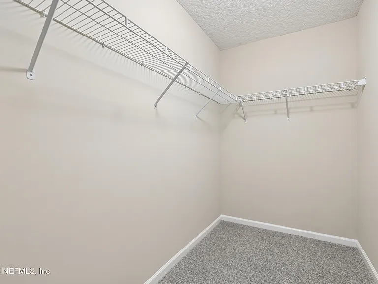 11242 Panther Creek Pkwy — Photo 23