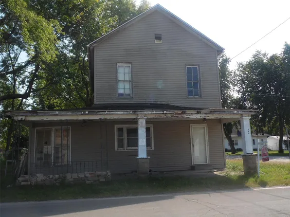 106 W Wall St, Mulberry Grove, IL 62262