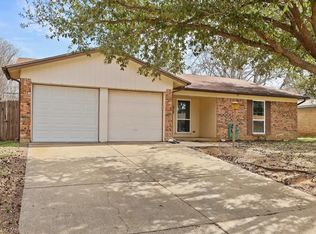 2605 Bent Tree Ln, Arlington, TX 76016