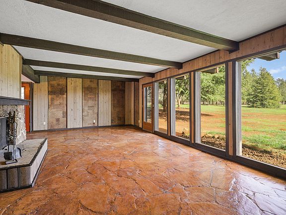 5th image of 5040 Wilson Hill Rd