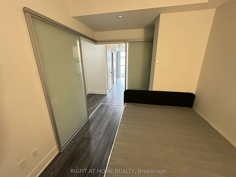188 Fairview Mall Dr #605 — Photo 10