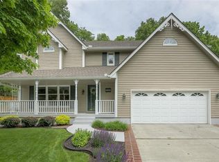1203 SW Granite Creek Dr, Blue Springs, MO 64015