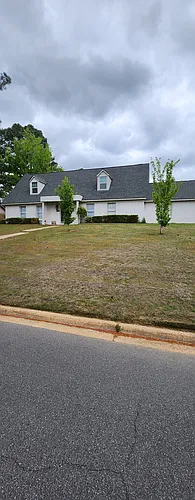 350 Riverdale Dr Photo 1